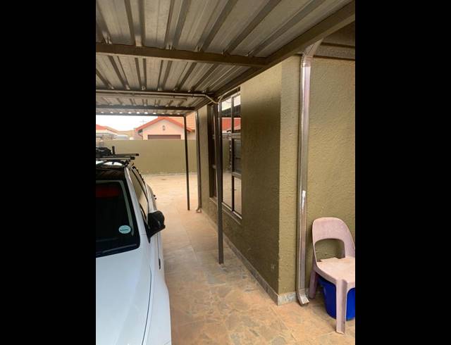 2 BEDROOM PROPERTY TO RENT IN PROTEA GLEN EXT